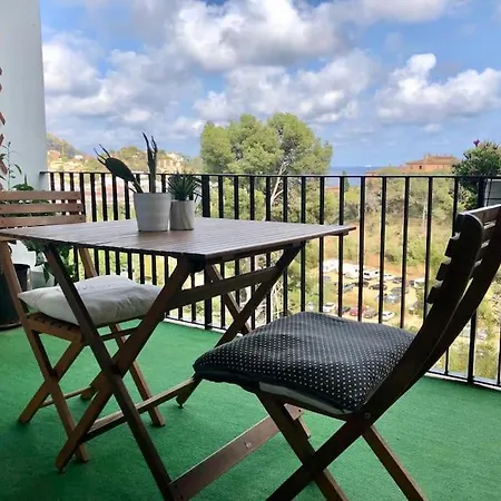 Apartamento Con Terraza Y Vistas En *